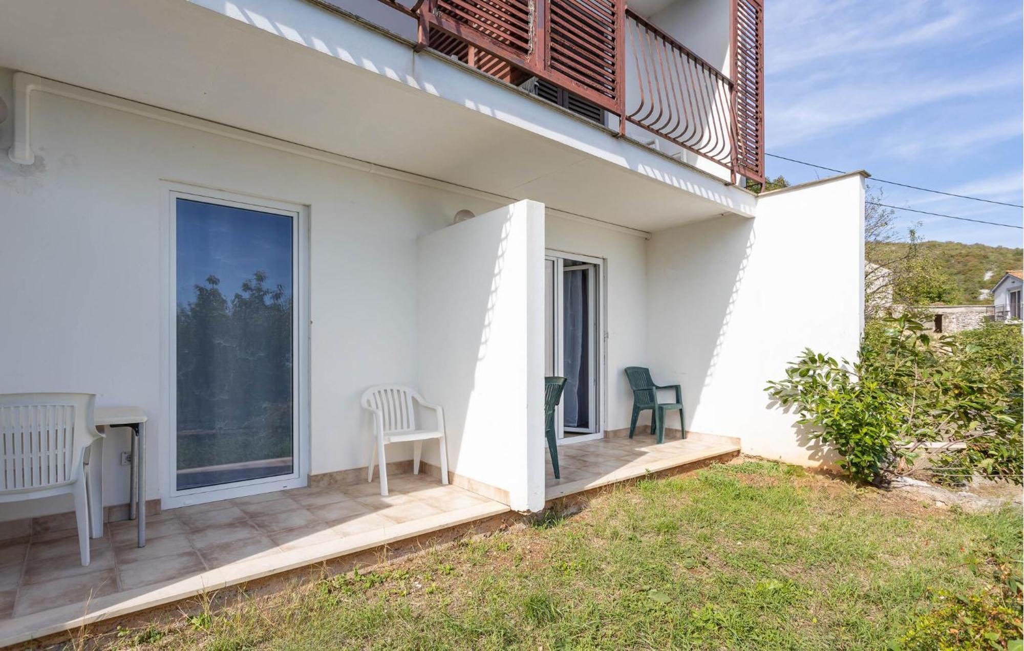Gorgeous Apartment In Brsec With Kitchen Brseč Exterior foto
