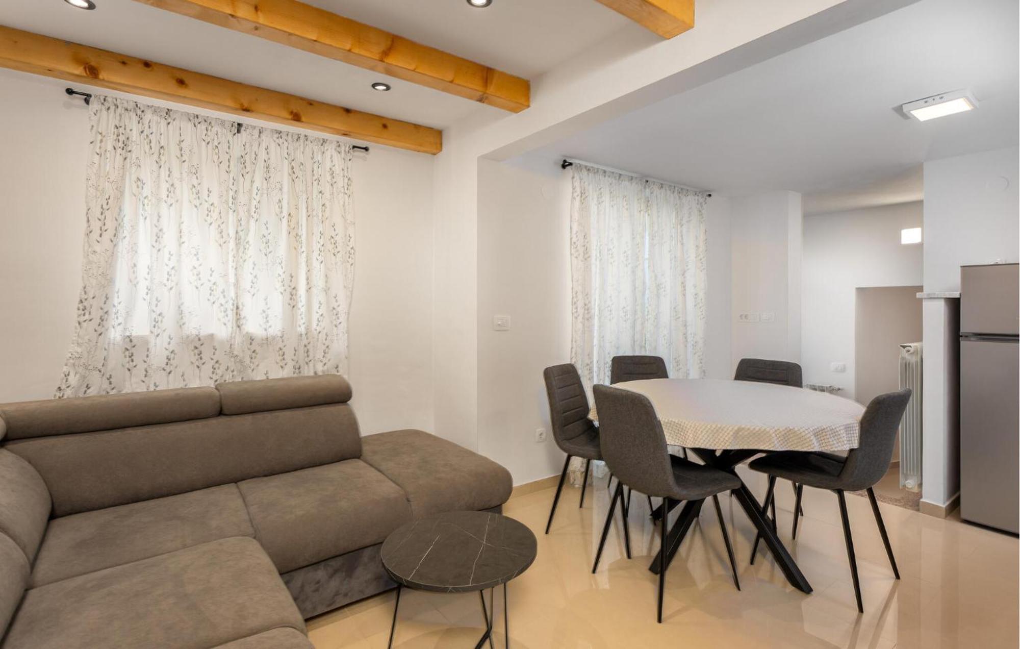 Gorgeous Apartment In Brsec With Kitchen Brseč Exterior foto